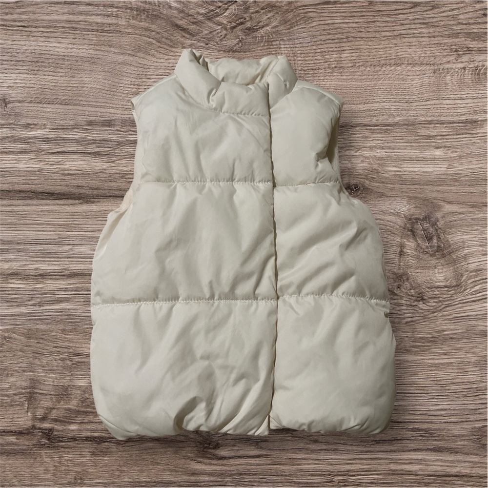 Girls Puffer Vest - Picture 1 of 3